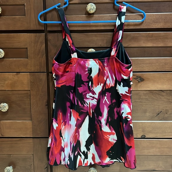 Tank top - Picture 3 of 5